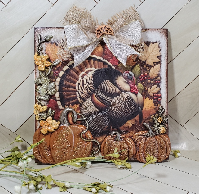 Create Stunning DIY Thanksgiving Decoupage Decorations for a Cozy Festive Touch