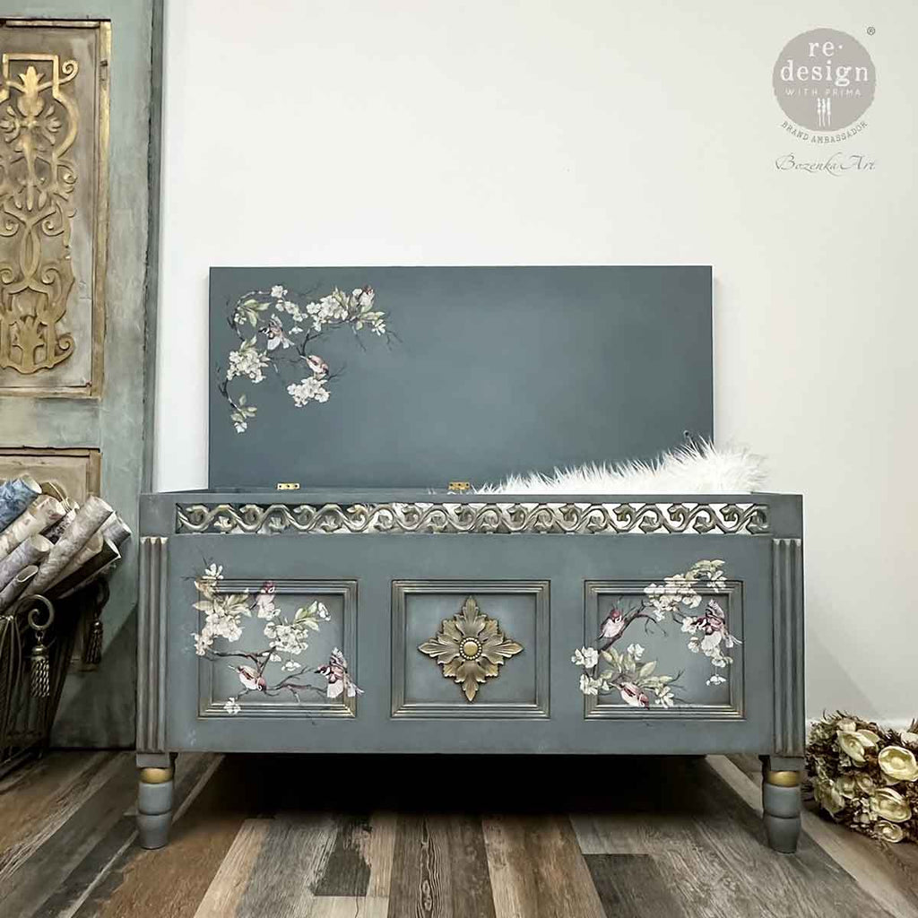 Deco Accent Décor Poly by Redesign with Prima furniture applique