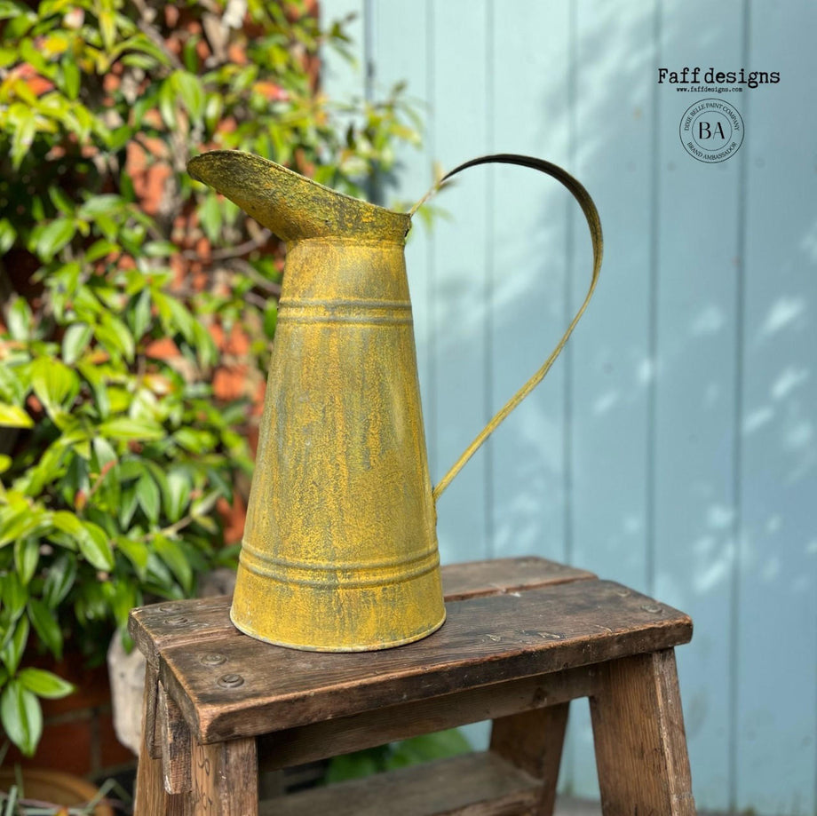 Dixie Belle Patina Spray – Decoupage Napkins.Com