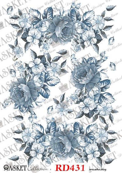 Dusty blue vintage roses with blue leaves by Asket collection