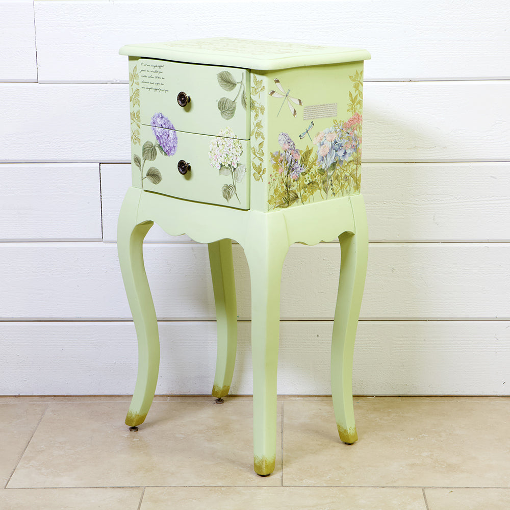 ReDesign with Prima Botanical Paradise Decor Transfers® are easy to use rub-on transfers for Furniture and Mixed Media uses. Simply peel, rub-on and transfe