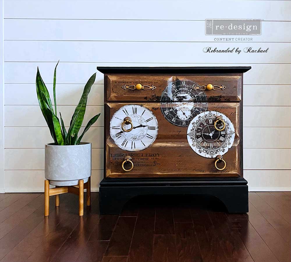 ReDesign with Prima Vintage Clocks Decor Transfers® are easy to use rub-on transfers for Furniture and Mixed Media uses. Simply peel, rub-on and transfer. 