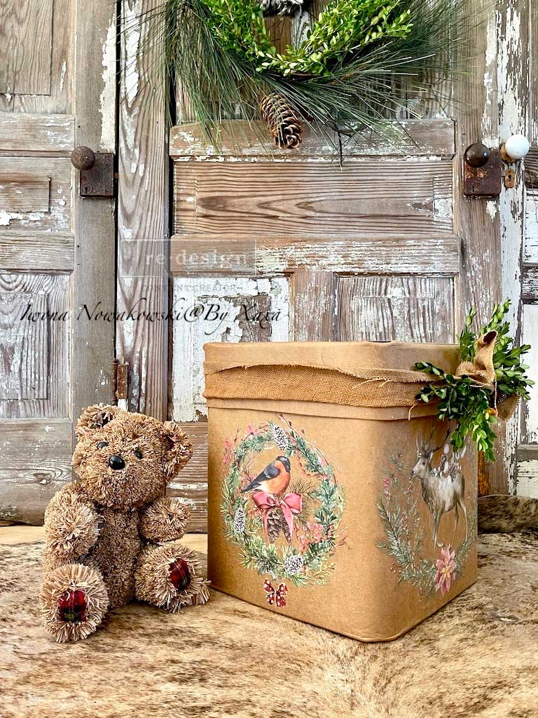 ReDesign with Holly Jolly Xmas Decor Transfers® are easy to use rub-on transfers for Furniture and Mixed Media uses. Simply peel, rub-on and transfer