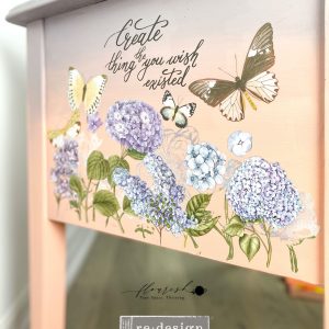 ReDesign with Prima Mystic Hydrangea Decor Transfers® are easy to use rub-on transfers for Furniture and Mixed Media uses. Simply peel, rub-on and transfer.